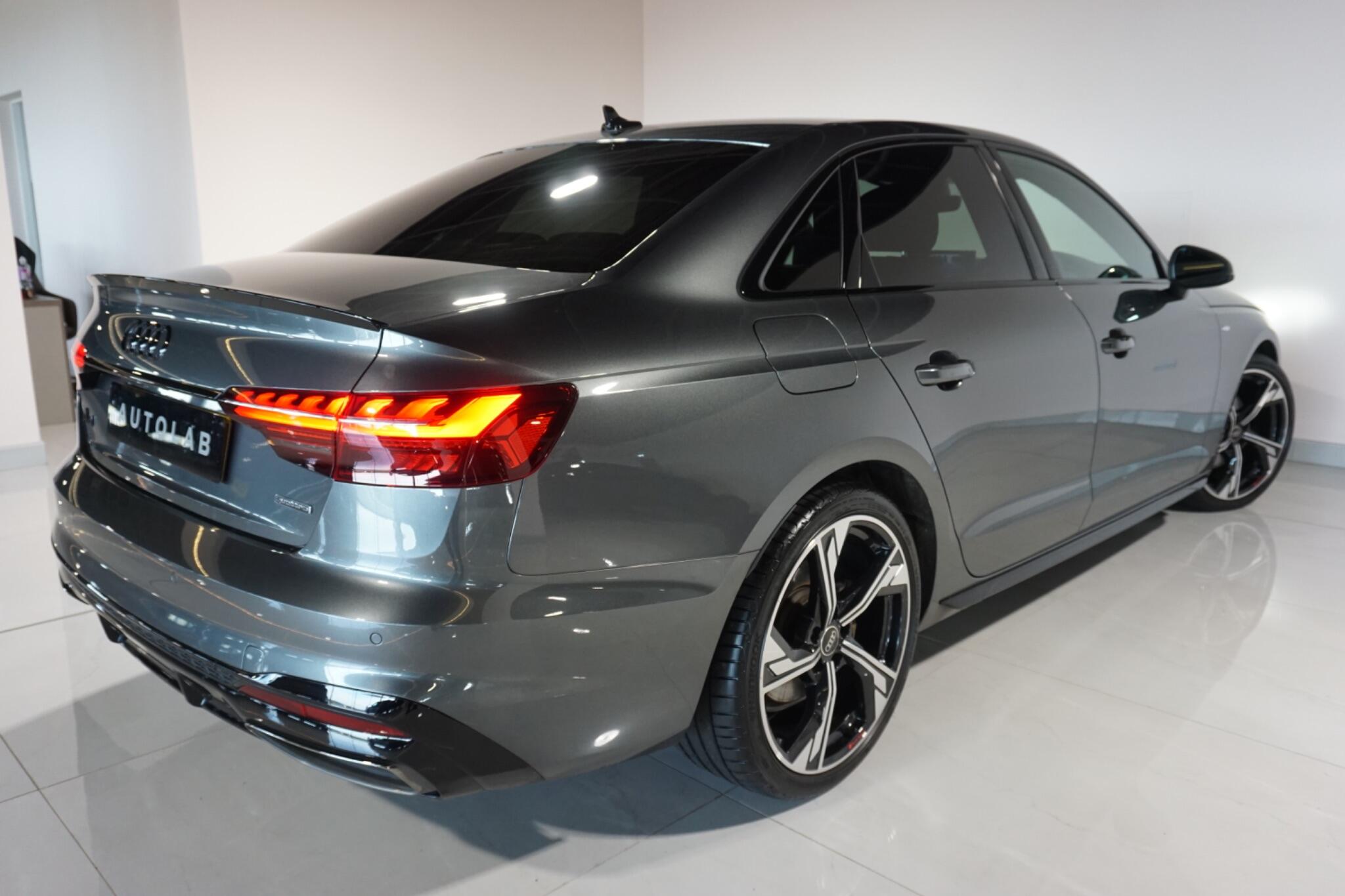 Audi A4 2.0 TDI 40 Black Edition Saloon 4dr Diesel S Tronic quattro Euro 6 (s/s) (204 ps)